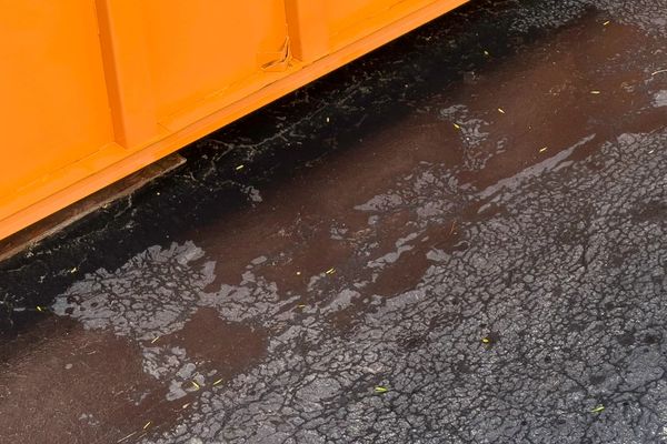 Dumpster rental delivery residential driveway